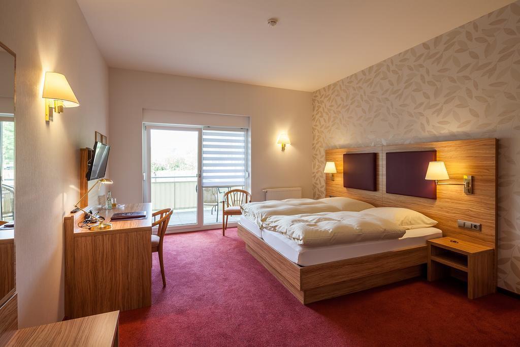 Hotel Pfaffenhofen Schwabenheim an der Selz Værelse billede